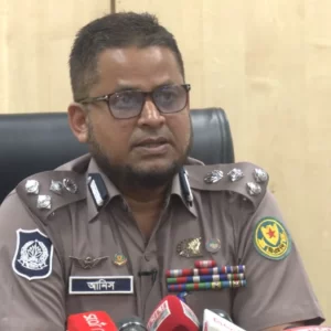 মালিকের পরিবর্তে এবার সরাসরি চালকদের বিরুদ্ধে হবে ট্রাফিক মামলা, জানাল ডিএমপি