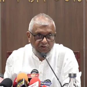 রুশ বাহিনীর কাছে ‘বিক্রি’ ৩০ যুবককে দেশে ফেরাতে কাজ করছে সরকার: প্রবাসী কল্যাণমন্ত্রী