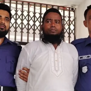 ‘জিনের বাদশা’ সেজে টেলিগ্রামে কল, ২১ লাখ টাকা প্রতারণার অভিযোগে গ্রেপ্তার ১