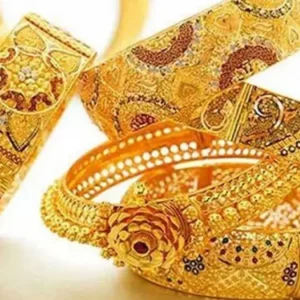 স্বর্ণের দাম কমলো ভরিতে ৩২৬৬ টাকা