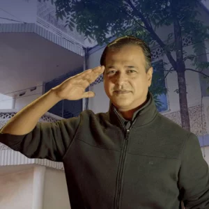 বাড়িটা আজ ক্লান্ত, তাকেও দাফন করতে হবে: আসিফ আকবর