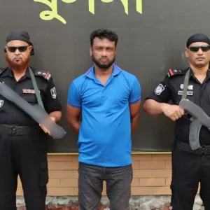 খুলনার ট্রিপল মার্ডার মামলার প্রধান আসামি গ্রেপ্তার