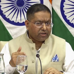 অবৈধ বাংলাদেশিদের ফেরত পাঠাতে ব্যবস্থা নিচ্ছে ভারত