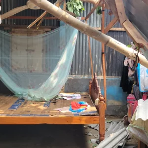 ফুলবাড়ীতে কালবৈশাখীর তাণ্ডবে ঘরবাড়ি লন্ডভন্ড