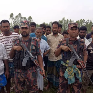 হাতীবান্ধায় সীমান্তে ১১ জনকে পুশইনের চেষ্টা, বিজিবি’র বাধা