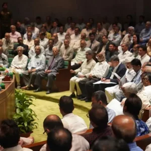 জাতীয় সংসদ ভবনে শুরু হয়েছে সরকারদলীয় এমপিদের সংসদীয় সভা