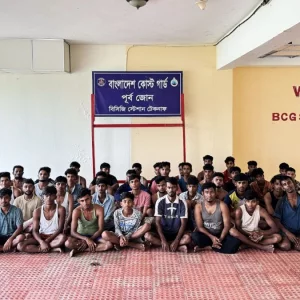 সমুদ্রপথে মালয়েশিয়া পাচারকালে উদ্ধার অর্ধশত, ৯ পাচারকারী আটক