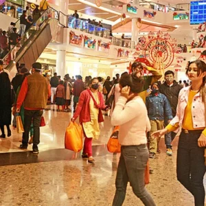 রাত ১০টা পর্যন্ত দোকান খোলা রাখার দাবি