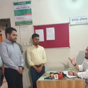 হঠাৎ ভূমি অফিস পরিদর্শনে গিয়ে চটলেন প্রতিমন্ত্রী