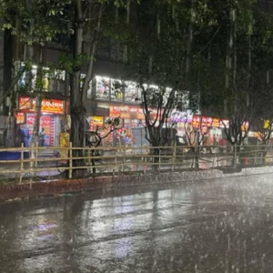রাতের মধ্যে ৮ অঞ্চলে ঝড়-বৃষ্টির পূর্বাভাস, সতর্ক স