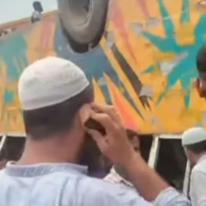 ব্রাহ্মণবাড়িয়ায় যাত্রীবাহী বাস খাদে পড়ে নিহত ৪, আহত ১০