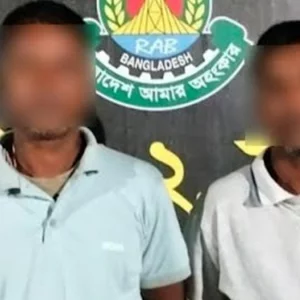 শত্রুতার জেরে মদ খাইয়ে হত্যা, দুই ভাই গ্রেপ্তার