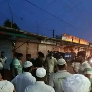পাবনায় ছেলের সামনে বাবাকে গুলি করে হত্যা