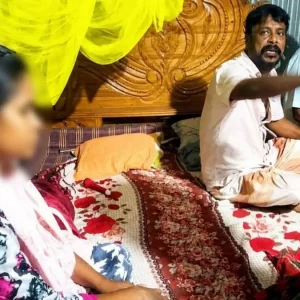 রাতে পরকীয়া প্রেমিকার বাড়িতে আপত্তিকর অবস্থায় বিএনপি নেতা আট