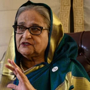 অবসরের ভাবনা প্রত্যাখ্যান করলেন শেখ হাসিনা