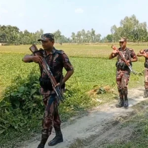 এক রাতে ৮ স্থানে দিয়ে শতাধিক পুশইনের চেষ্টা, রুখে 