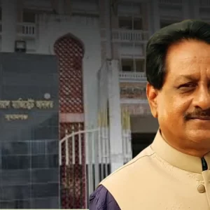 আদালতে আত্মসমর্পণ করলেন আওয়ামী লীগ নেতা