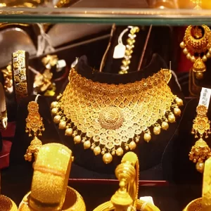 দেশে স্বর্ণের দামে ফের পতন, ভরিতে কমলো কত