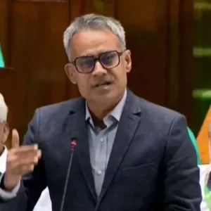 ২০৩০ সালের মধ্যে চট্টগ্রাম বন্দরের জট দূর হবে: নৌপরিবহনমন্ত্