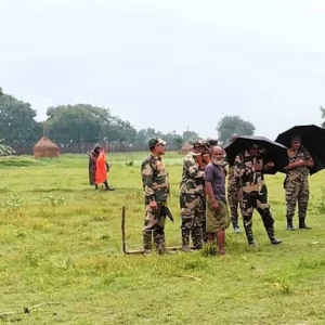 জামালপুর সীমান্তে আবারও পুশইনের চেষ্টা, বিজিবি-গ্রামবাসীর প্