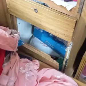 ‘আসামি খোঁজার’ নামে পুলিশ পরিচয়ে কারারক্ষীর বাড়িতে