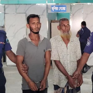 হত্যার পর মায়ের বস্তাবন্দী মরদেহ লুকানো হলো টয়লেটে, নাতিসহ ছ