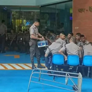 লাইসেন্স বাতিলের পর এবার আদ্-দ্বীন হাসপাতালে পুলিশ মোতায়েন