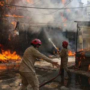দিল্লির হোটেলে আগুন লাগার ঘটনায় চিকিৎসাধীন বাংলাদেশি নারীর মৃত্যু 