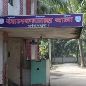 গরুর রশি গলায় বেঁধে মাদ্রাসা শিক্ষার্থীকে নির্যাতনের অভিযোগে বৃদ্ধ গ্রেপ্তার 