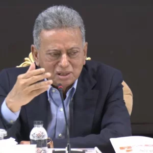 ব্যাংক ঋণনির্ভরতা কমানোর উদ্যোগ চলছে: অর্থমন্ত্রী
