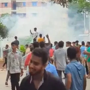 সৌদিতে ফেলে আসা লাগেজ নিয়ে ব্রাহ্মণবাড়িয়ায় তুমুল সংঘর্ষ, আহত ১৫