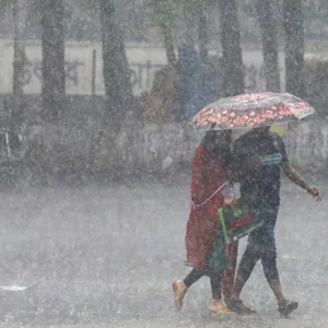 ধেয়ে আসছে শক্তিশালী বৃষ্টিবলয়, ৪ বিভাগে বেশি সক্রিয়