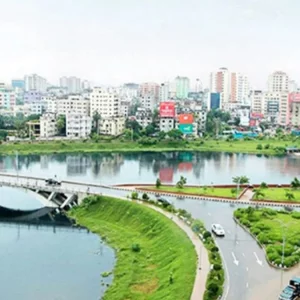 ঢাকার বাতাসে সুখবর, দূষণের শীর্ষে কোন শহর