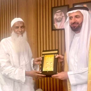 বাংলাদেশের হজ ব্যবস্থাপনায় দক্ষতার প্রশংসা করলেন সৌদির হজ ও উমরাহ মন্ত্রী