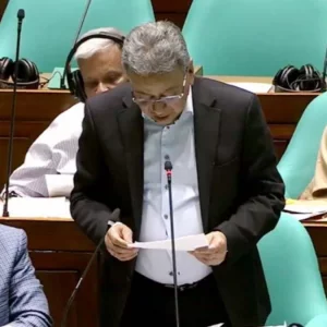 সরকারি ব্যয় ২ হাজার কোটি টাকা কমিয়ে সংশোধিত ও সম্পূরক বাজেট পেশ করলেন অর্থমন্ত্রী