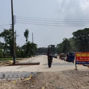 সুনামগঞ্জ-সিলেট সড়কের ফোর লেন কাজে ধীরগতি