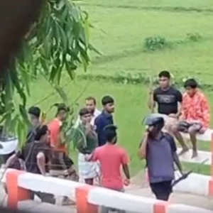 নরসিংদীতে আধিপত্য বিস্তার নিয়ে সংঘর্ষ, গুলিবিদ্ধ হয়ে যুবক নিহত
