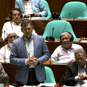 দেশের ৭৫টি কারাগারে ধারণক্ষমতার ১.৭ গুণ বন্দি আটক: স্বরাষ্ট্রমন্ত্রী