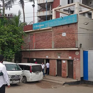 গাজীপুরে পোশাক কারখানায় পানি পান করে অর্ধশতাধিক শ্রমিক অসুস্থ