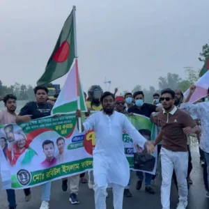 মাস্ক-হেলমেট পরে মহাসড়কে নিষিদ্ধ ছাত্রলীগের মিছিল