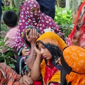 ‘কিছু লোক এসে খবর দেয় আমার ছেলেকে মেরে ফেলে রেখেছে’