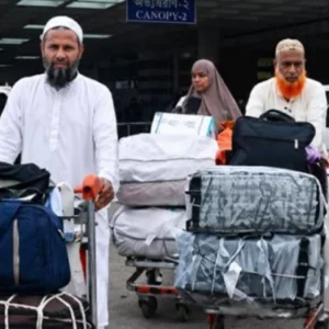 হজ শেষে দেশে ফিরেছেন ৬১ হাজার ৬৯৭ হাজি