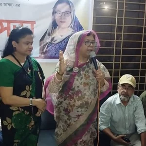 আমাদের নেতাকর্মীদের দিকে বাঁকা চোখে তাকালে খবর আছে