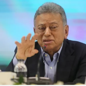 ব্যাংক ঋণ নেওয়ার প্রবণতা থেকে বেরিয়ে আসতে চায় সরকার: অর্থমন্ত্রী