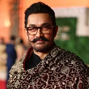 তৃতীয় বিয়ের খবর প্রকাশ্যে আসায় অবাক আমির খান