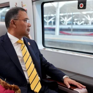 বেইজিং পৌঁছেছেন প্রধানমন্ত্রী তারেক রহমান