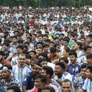 বিশ্বকাপ উপলক্ষে ঢাবিতে বহিরাগতদের প্রবেশে নিষেধাজ্ঞা