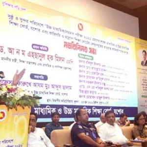 অলস কর্মকর্তাদের তালিকা তৈরি করতে বললেন শিক্ষামন্ত্রী