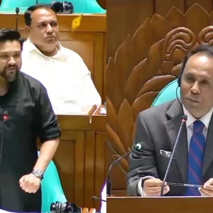 'ব্রিটিশ বোর্ডিং স্কুলের প্রোডাক্ট হলেও উর্দু ভালোই জানেন'