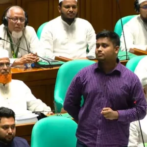 কটাক্ষের জবাবে হাসনাত আবদুল্লাহর সংসদে পদত্যাগের চ্যালেঞ্জ